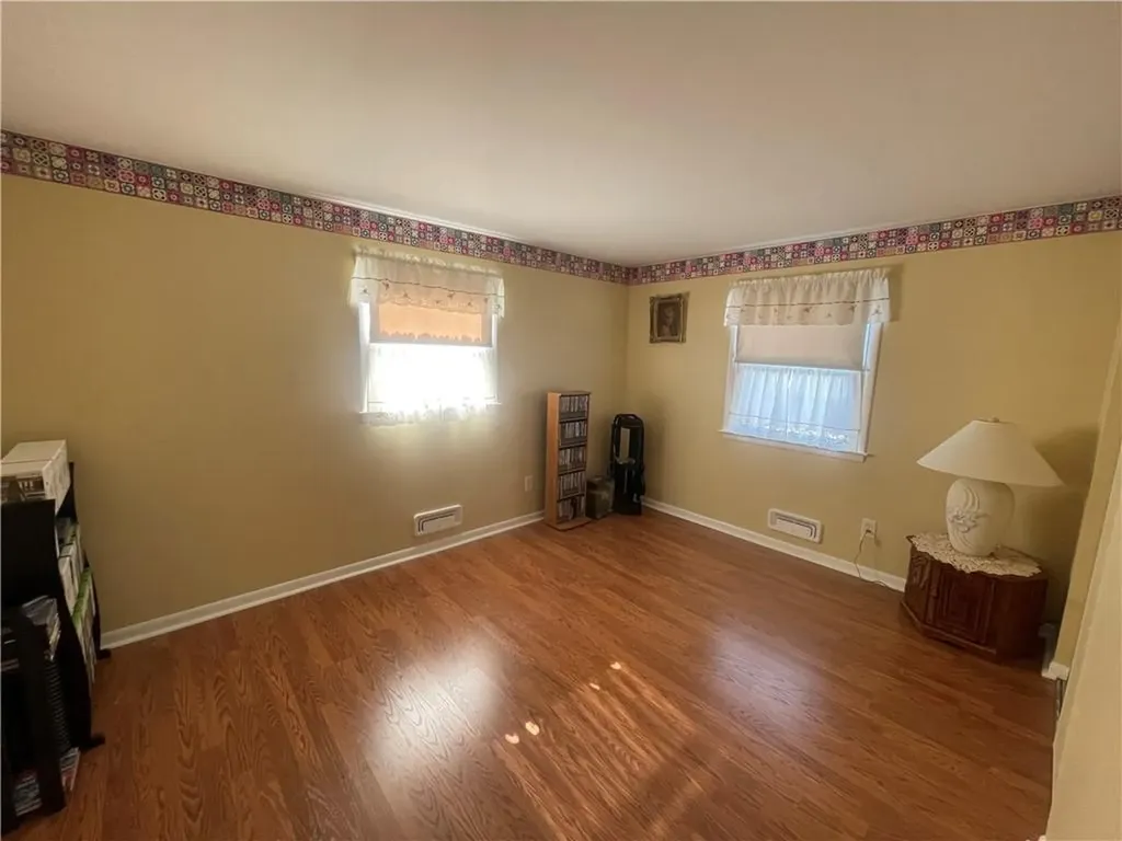 33 Kent Street Cumberland RI 02864