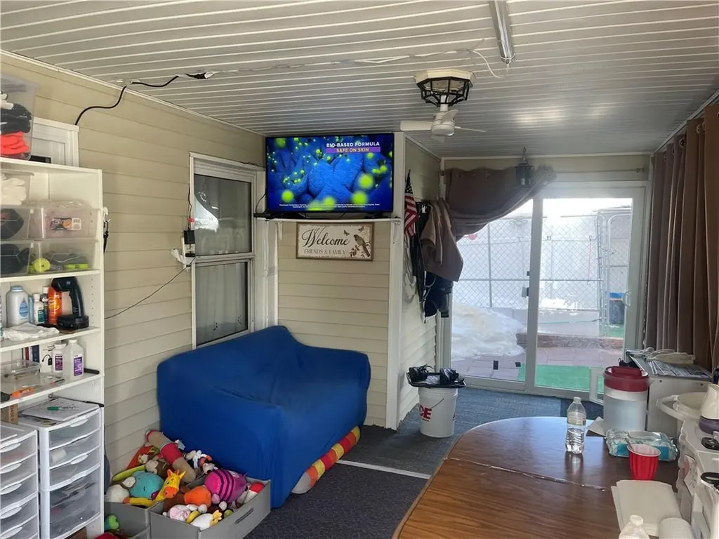 33 Kent Street Cumberland RI 02864