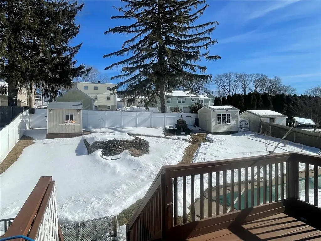 33 Kent Street Cumberland RI 02864