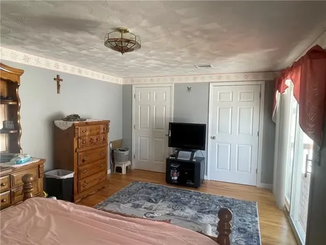 33 Kent Street Cumberland RI 02864