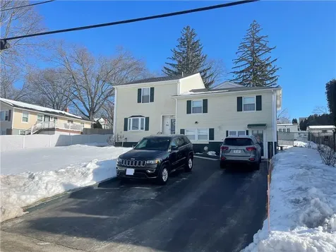 33 Kent Street Cumberland RI 02864