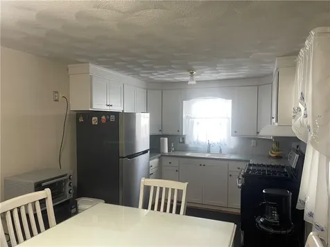 33 Kent Street Cumberland RI 02864