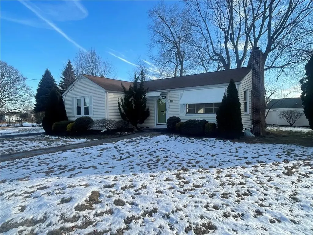 24 Elm Circle Cranston RI 02920