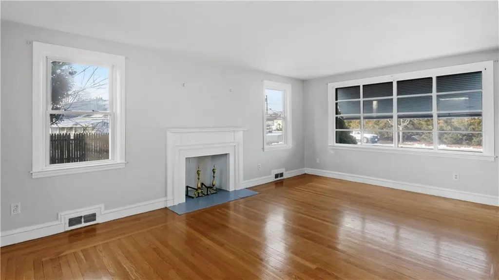 24 Elm Circle Cranston RI 02920