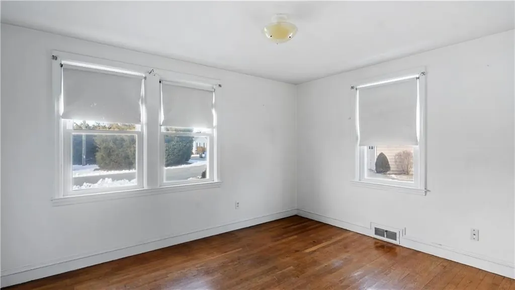 24 Elm Circle Cranston RI 02920