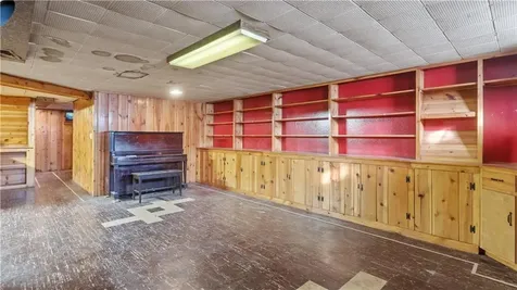 24 Elm Circle Cranston RI 02920