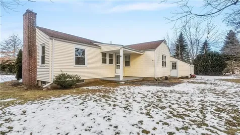 24 Elm Circle Cranston RI 02920