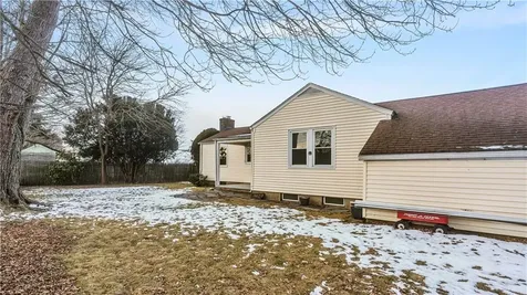 24 Elm Circle Cranston RI 02920