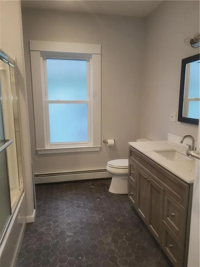 18 Amy Street Providence RI 02906