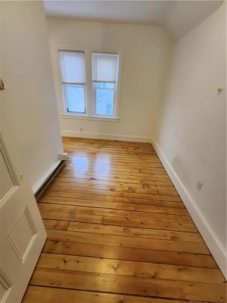 18 Amy Street Providence RI 02906