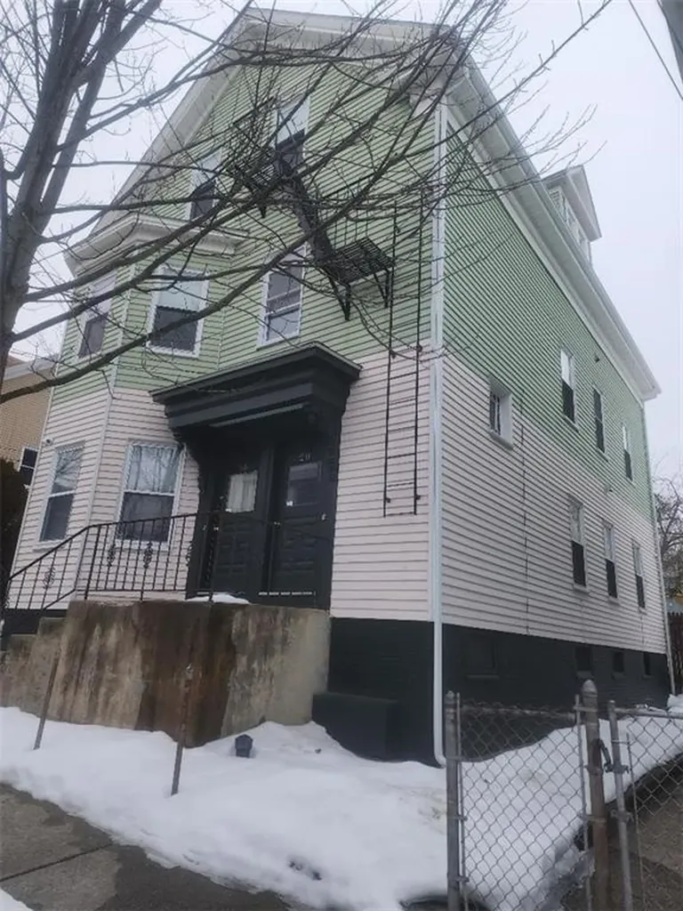 18 Amy Street Providence RI 02906