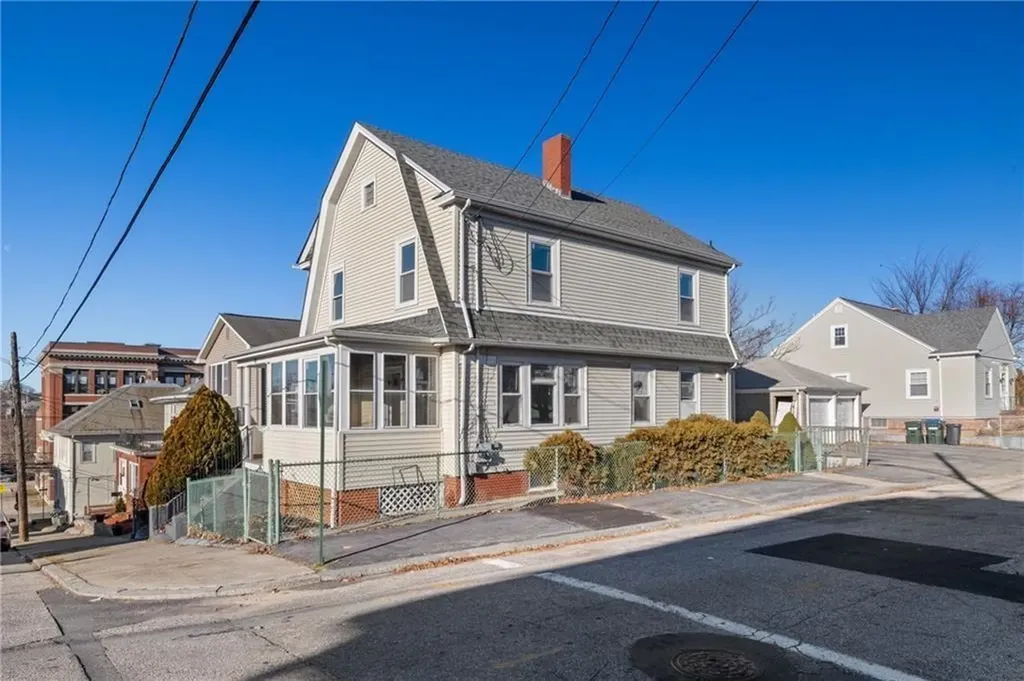 18 Loreto Street Providence RI 02904
