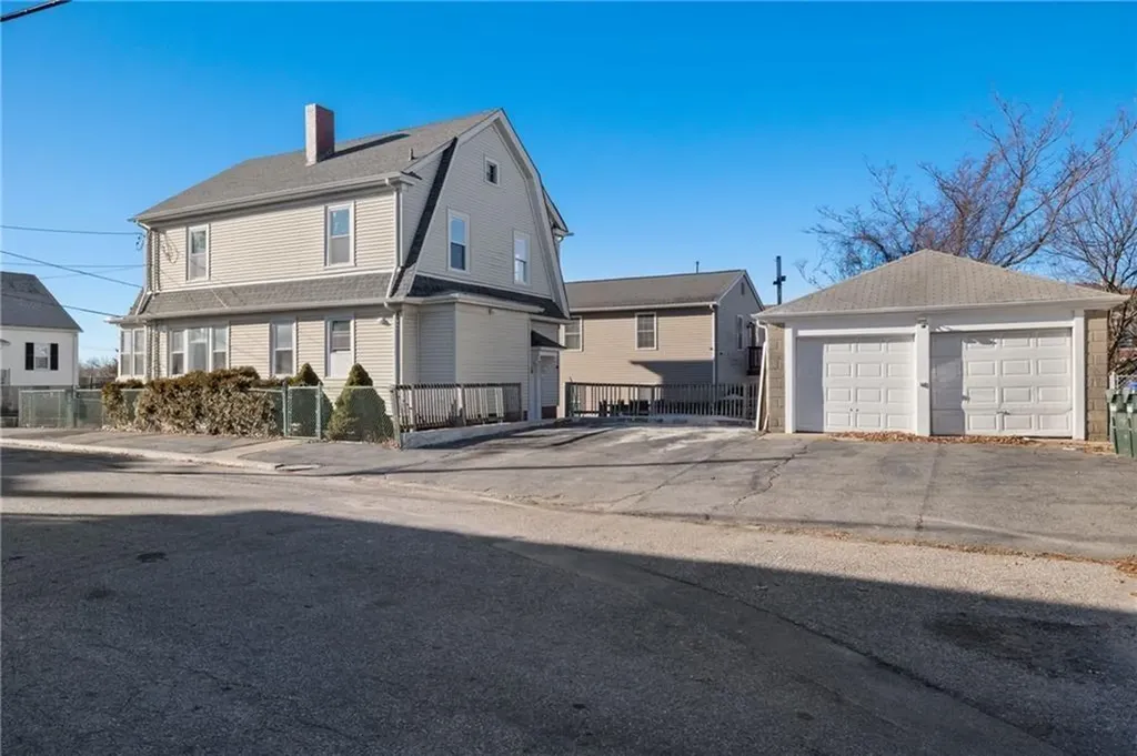 18 Loreto Street Providence RI 02904