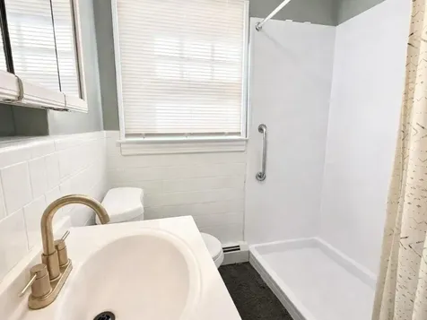 39 Hillview Avenue Providence RI 02908