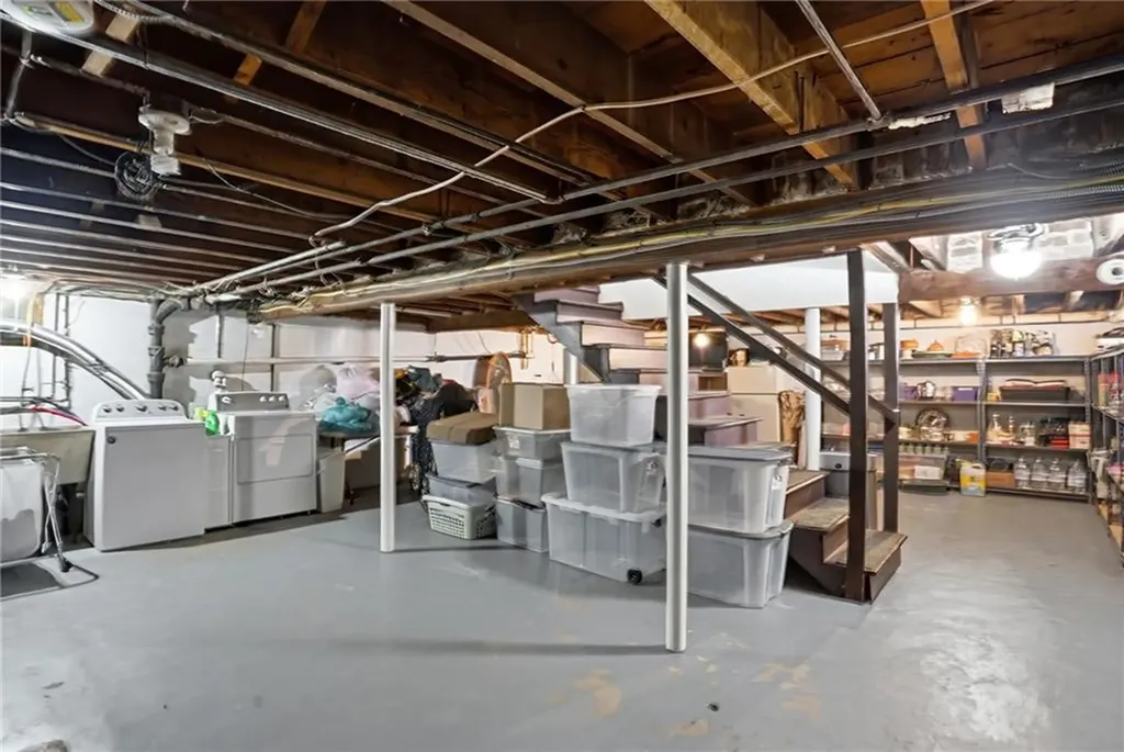 1625 Smith Street North Providence RI 02911