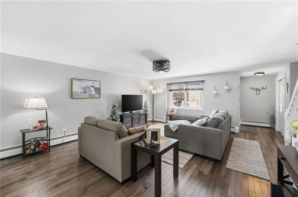 500 Greenwich Avenue West Warwick RI 02893