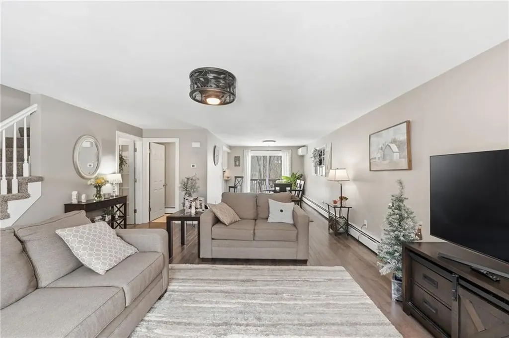 500 Greenwich Avenue West Warwick RI 02893