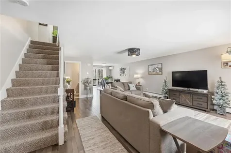 500 Greenwich Avenue West Warwick RI 02893