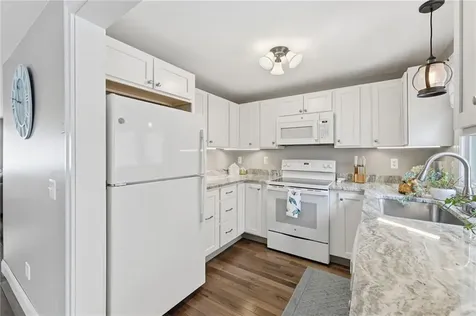 500 Greenwich Avenue West Warwick RI 02893