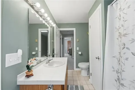 500 Greenwich Avenue West Warwick RI 02893