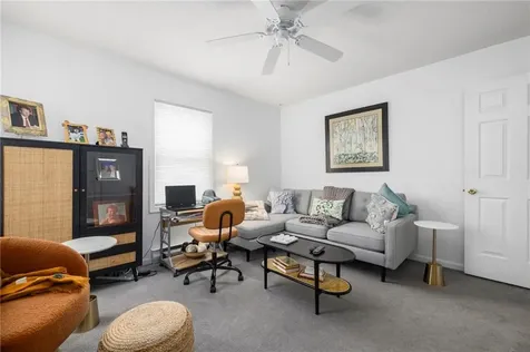 417 North Lane Bristol RI 02809