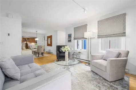 417 North Lane Bristol RI 02809