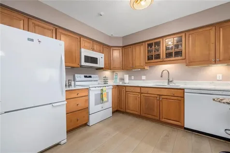 417 North Lane Bristol RI 02809