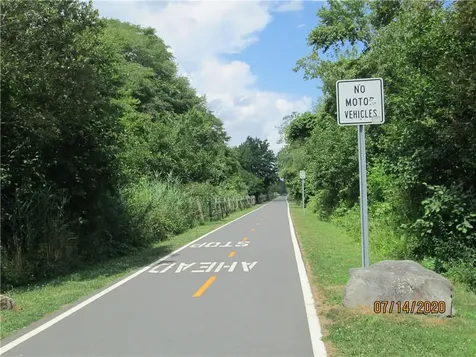 417 North Lane Bristol RI 02809