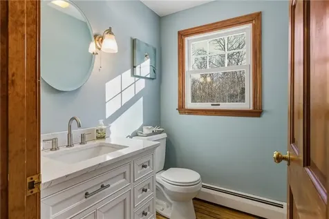 140 Long Highway Little Compton RI 02837