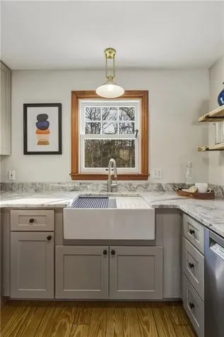 140 Long Highway Little Compton RI 02837