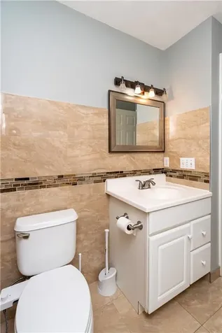 23 Fortin Avenue Pawtucket RI 02860