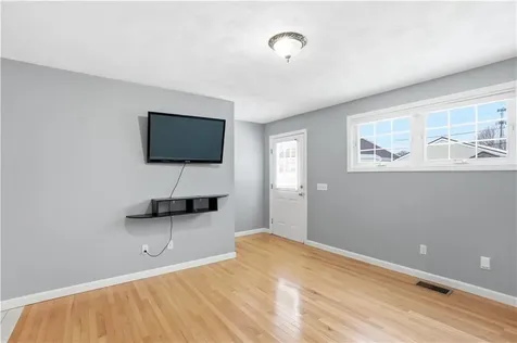 23 Fortin Avenue Pawtucket RI 02860