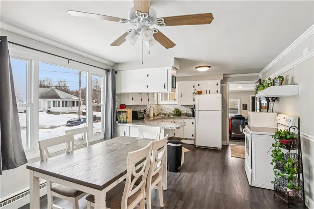 16 Morris Street West Warwick RI 02893