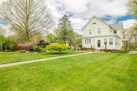 18 Central Avenue Seekonk MA 02771