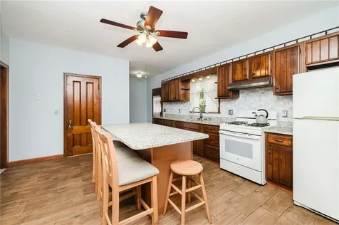 18 Central Avenue Seekonk MA 02771