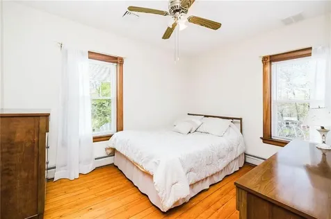 18 Central Avenue Seekonk MA 02771