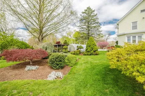 18 Central Avenue Seekonk MA 02771