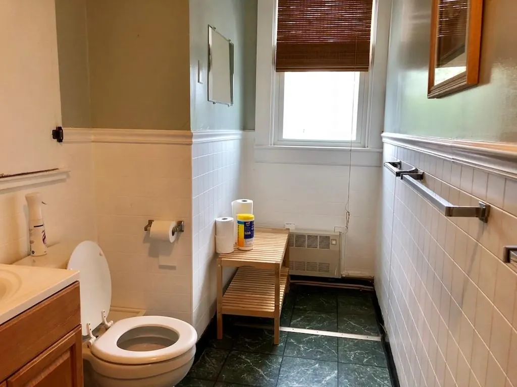96 Rhode Island Avenue Newport RI 02840