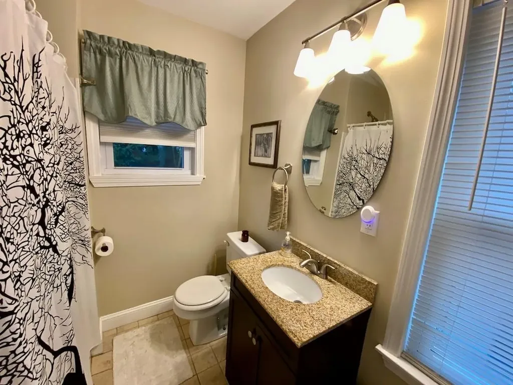 61 Callender Avenue Newport RI 02840