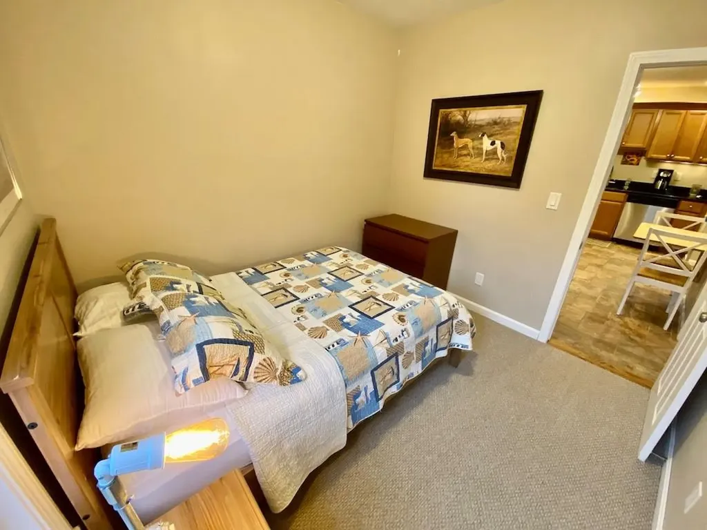 61 Callender Avenue Newport RI 02840