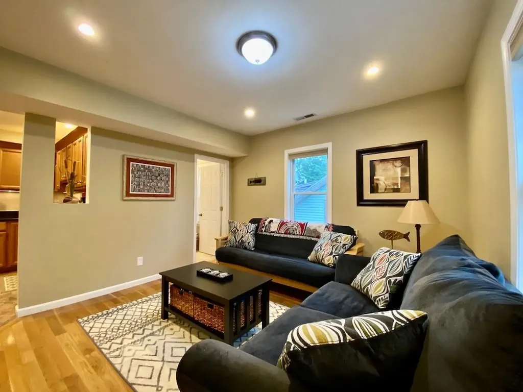 61 Callender Avenue Newport RI 02840