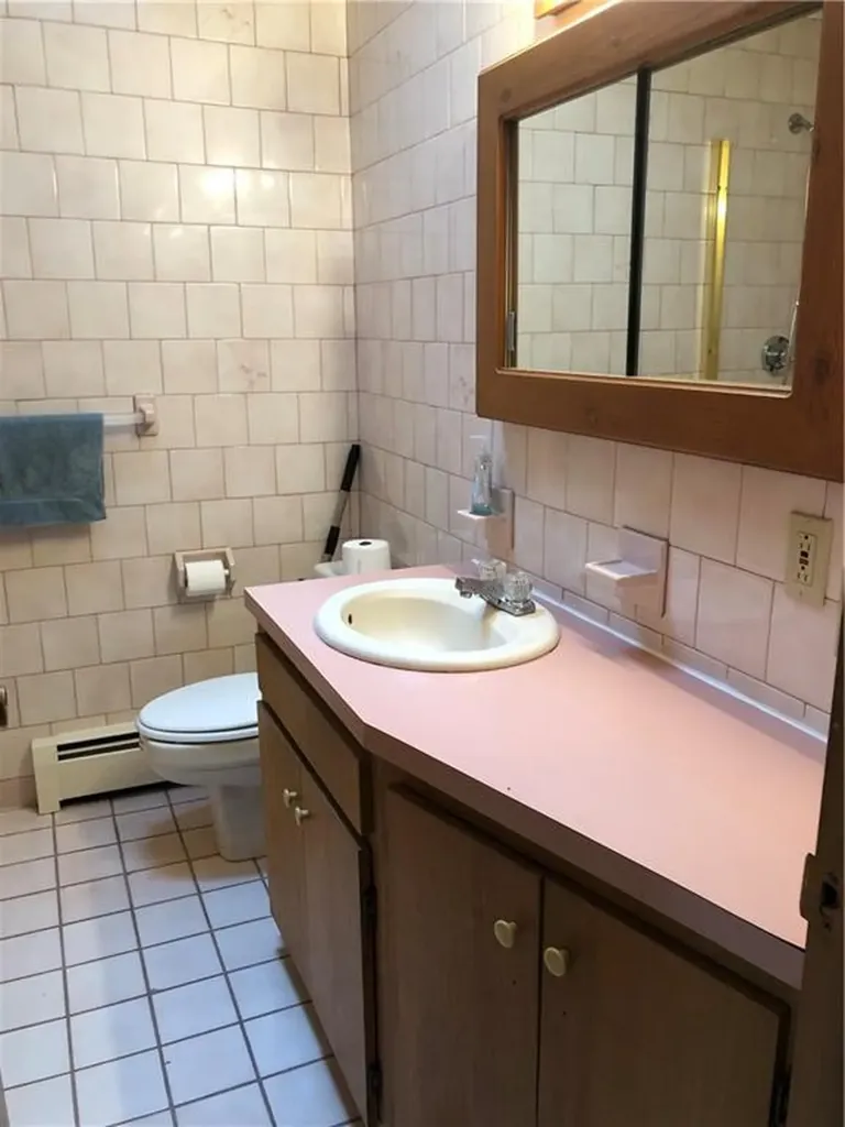 75 Sharon Street Cranston RI 02910