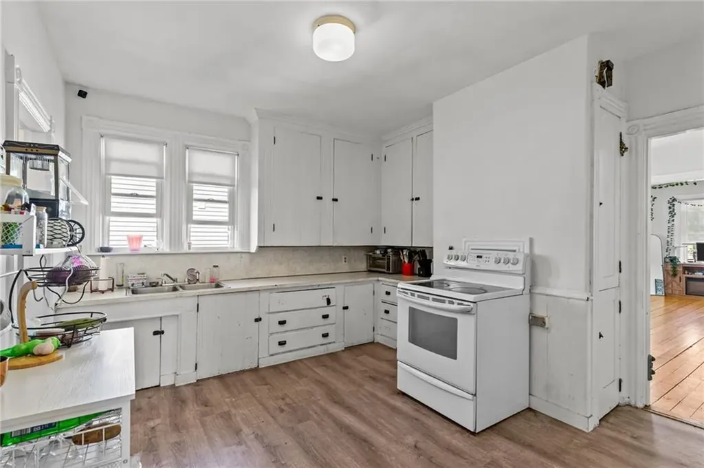16 Ruggles Street Providence RI 02908
