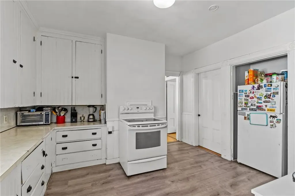 16 Ruggles Street Providence RI 02908