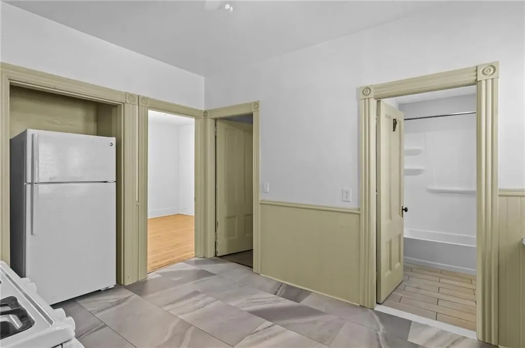 16 Ruggles Street Providence RI 02908