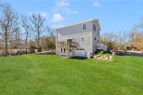 502 Southlake Road Tiverton RI 02878
