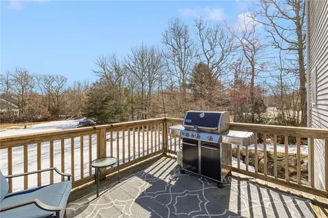 502 Southlake Road Tiverton RI 02878