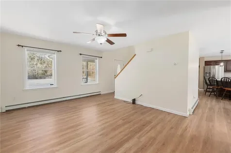 502 Southlake Road Tiverton RI 02878