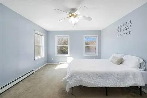 502 Southlake Road Tiverton RI 02878