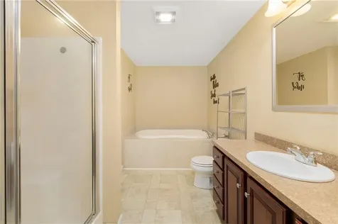 502 Southlake Road Tiverton RI 02878